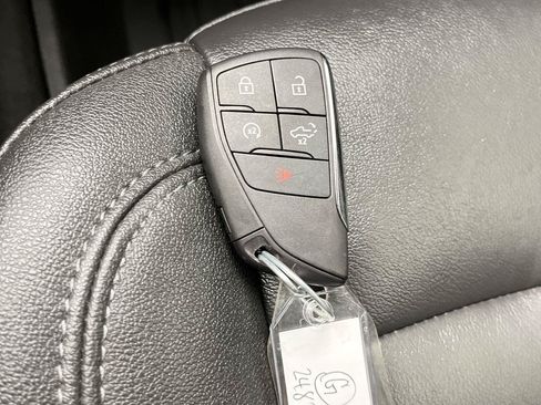 Certified 2024 GMC Sierra 1500 Elevation w/ Elevation Premium Package AWD/4WD image 31