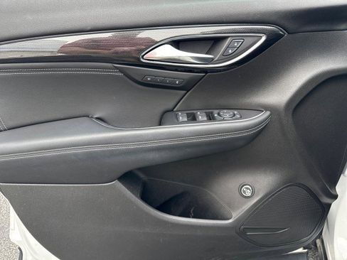 Used 2023 Buick Envision Essence image 14