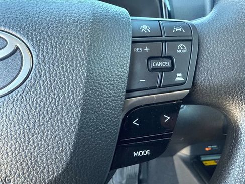 Used 2025 Toyota Camry LE image 25