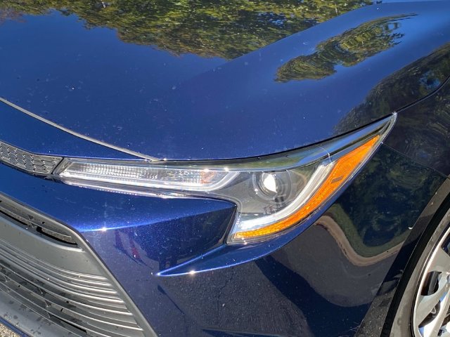 Used 2024 Toyota Corolla LE FWD image 5