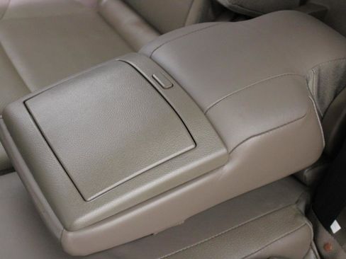 Used 2017 Lexus GX 460 Premium w/ Premium Package AWD/4WD image 40