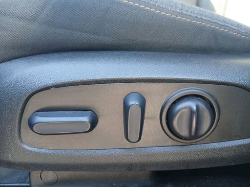 Used 2023 Chevrolet Equinox LT image 15