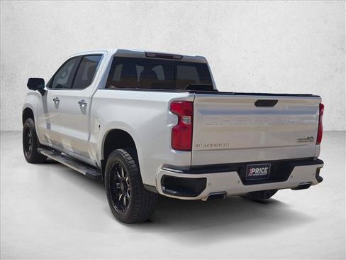 Used 2019 Chevrolet Silverado 1500 High Country w/ High Country Premium Package AWD/4WD image 8