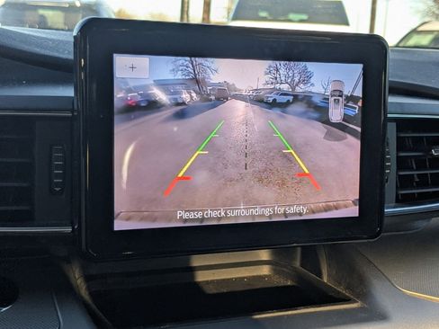 Used 2022 Ford Explorer XLT w/ Equipment Group 202A image 20