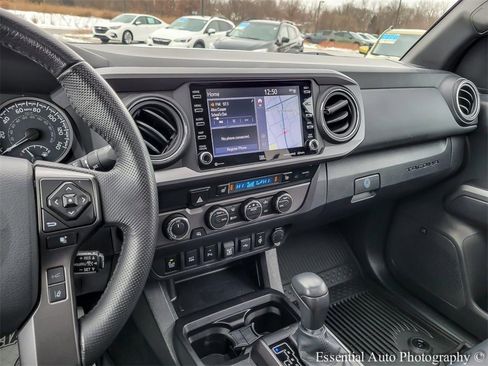 Used 2023 Toyota Tacoma TRD Off-Road w/ TRD Premium Off Road Package image 24