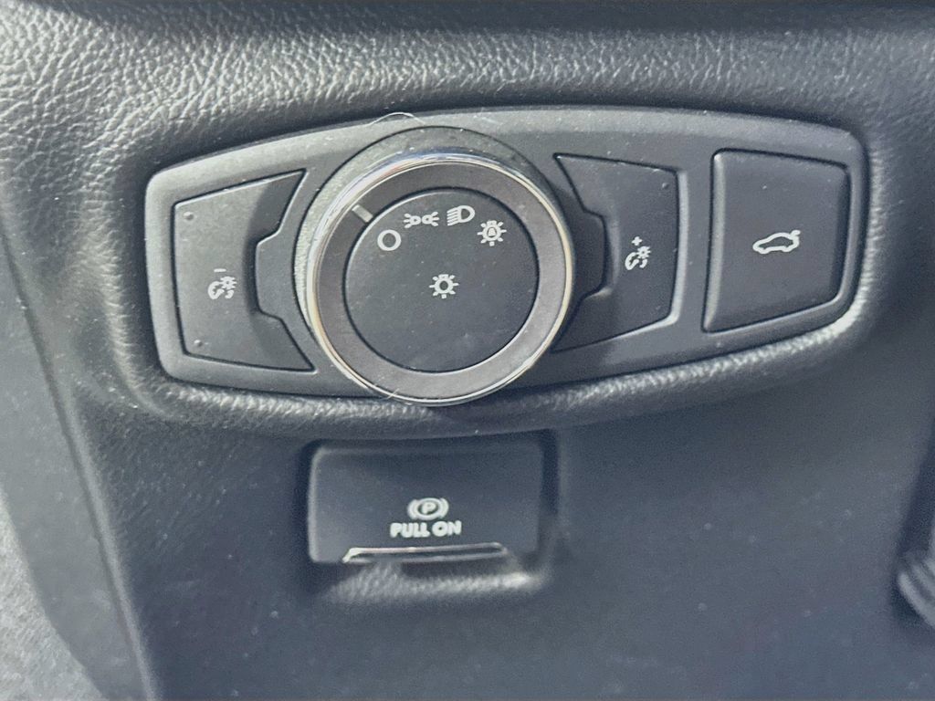 Used 2019 Lincoln MKZ Reserve w/ Luxury Package FWD image 24
