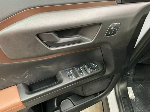 New 2026 Ford Bronco Sport Outer Banks w/ Outer Banks Tech Package+ AWD/4WD image 16