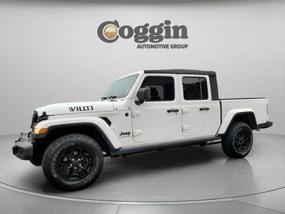 Used 2023 Jeep Gladiator Sport
