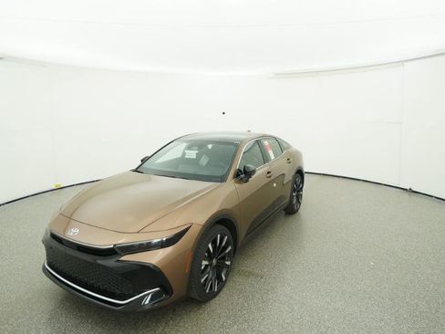 New 2026 Toyota Crown Platinum image 53