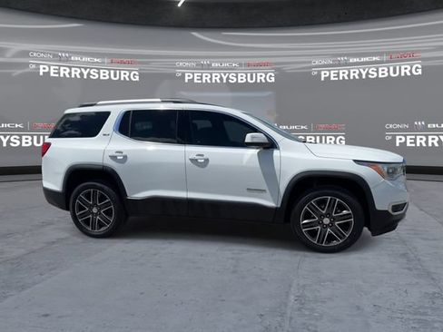 Used 2017 GMC Acadia SLT FWD image 9