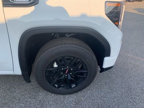 New 2026 GMC Sierra 1500 Elevation image 2