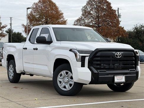 New 2026 Toyota Tundra SR image 2