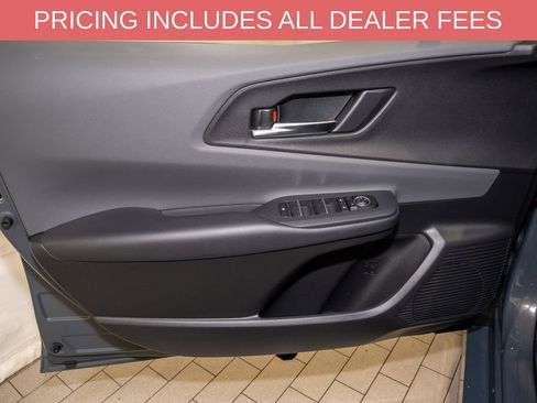 Used 2024 Toyota Prius XLE FWD image 10