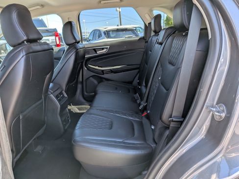 Used 2024 Ford Edge Titanium AWD/4WD image 29