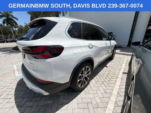 Used 2024 BMW X5 xDrive40i w/ Premium Package AWD/4WD image 9