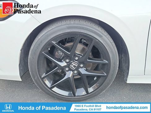 Used 2023 Honda Civic Sport image 30
