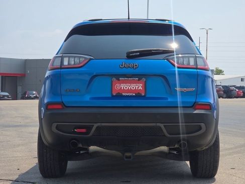 Used 2021 Jeep Cherokee Trailhawk AWD/4WD image 21