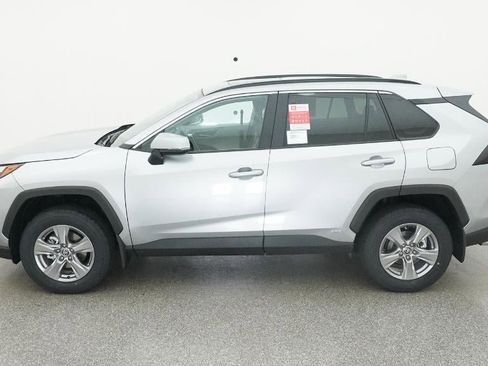 New 2025 Toyota RAV4 XLE image 36