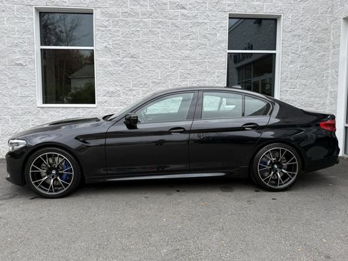 Used 2018 BMW M5 image 4