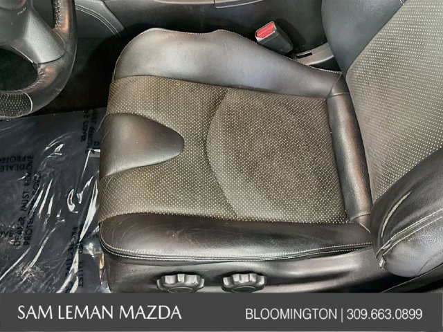 Used 2017 Nissan 370Z Touring RWD image 19