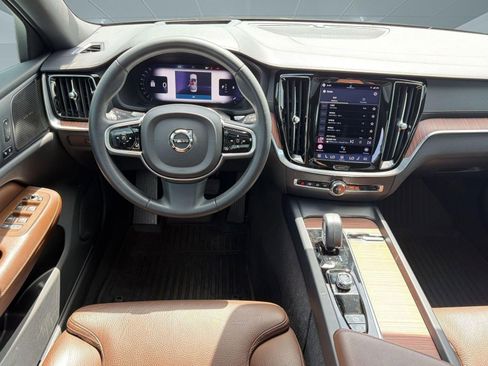 Certified 2023 Volvo S60 B5 Ultimate w/ Protection Package Premier FWD image 27