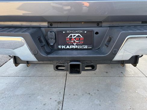 Used 2022 Ford F350 XLT w/ XLT Premium Package image 25