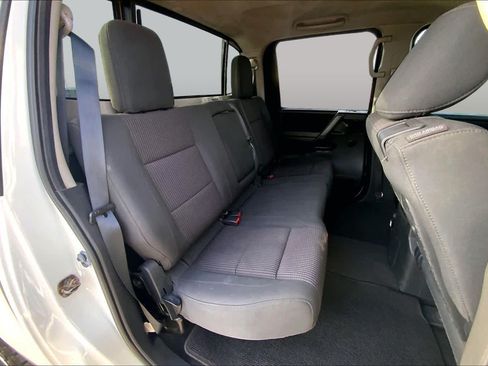 Used 2014 Nissan Titan SV w/ SV Value Truck Package RWD image 20