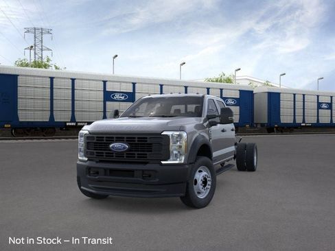 New 2026 Ford F550 4x4 Crew Cab image 2