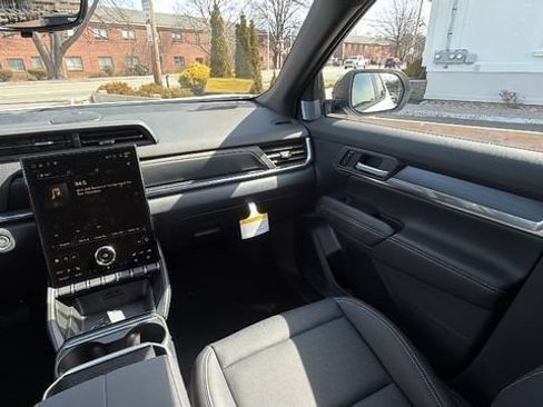 New 2026 GMC Terrain Elevation w/ Elevation Premium Package AWD/4WD image 34