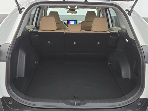 Certified 2025 Toyota RAV4 LE AWD/4WD image 30