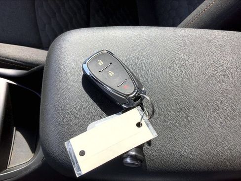 Used 2019 Chevrolet Equinox LT AWD/4WD image 11