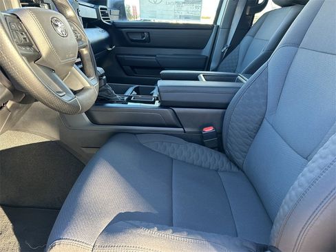 New 2026 Toyota Tundra SR image 10