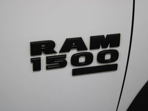 Used 2019 RAM 1500 Classic Warlock RWD image 12