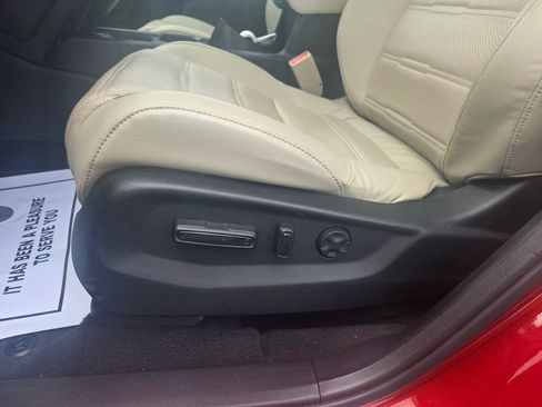 Certified 2017 Honda CR-V EX-L image 10