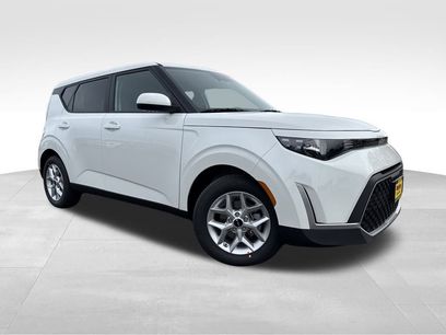 New 2025 Kia Soul LX