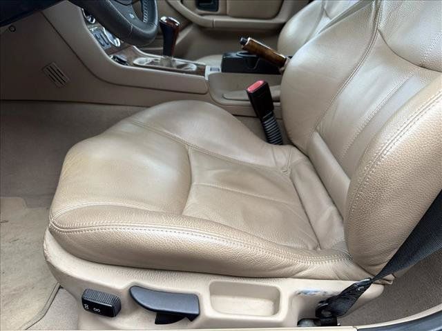 Used 2001 BMW Z3 2.5i RWD image 12