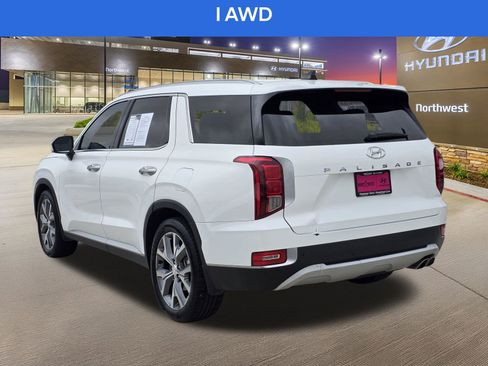 Used 2022 Hyundai Palisade SEL w/ 8P Bench Seat Package AWD/4WD image 9