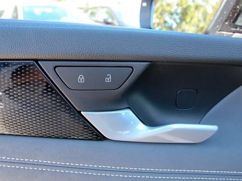 New 2026 Volkswagen Tiguan SE R-Line image 13