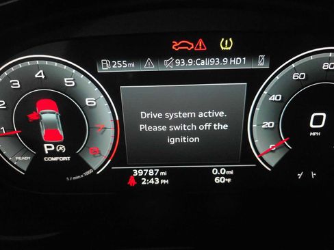 Used 2022 Audi Q5 2.0T Premium Plus w/ Premium Plus Package AWD/4WD image 12