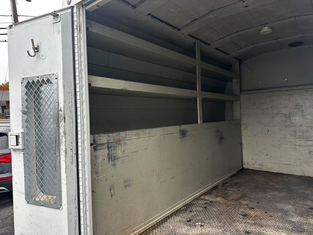 Used 2014 Chevrolet Express 3500 RWD image 11