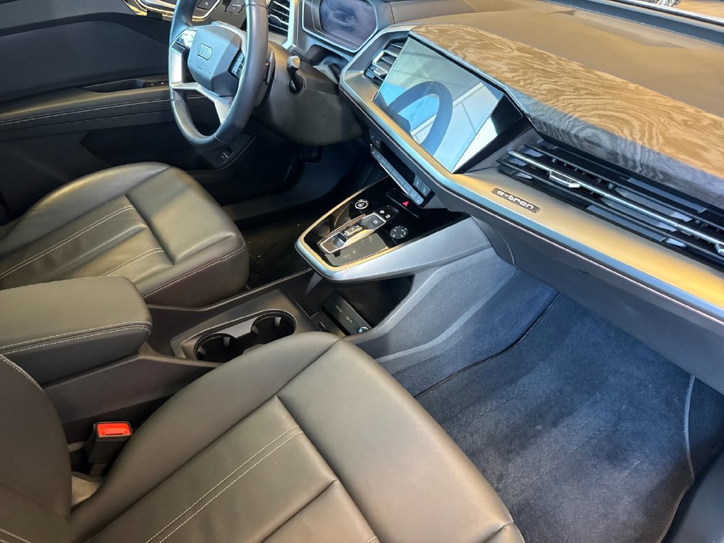 Certified 2024 Audi Q4 e-tron Premium Plus w/ Premium Plus AWD/4WD image 19