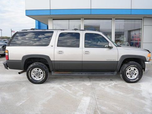 Used 2005 GMC Yukon XL 2500 SLT w/ SLT Preferred Equipment Group image 32