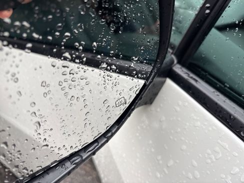 Used 2023 Subaru Outback Onyx Edition image 31