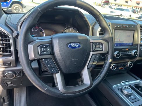 Used 2020 Ford Expedition XLT w/ Equipment Group 202A RWD image 12
