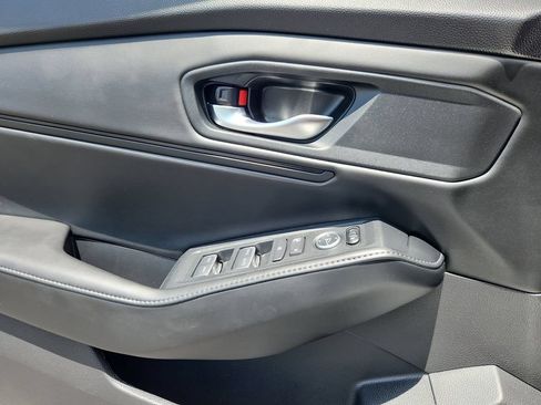 Used 2024 Honda Accord Sport image 7