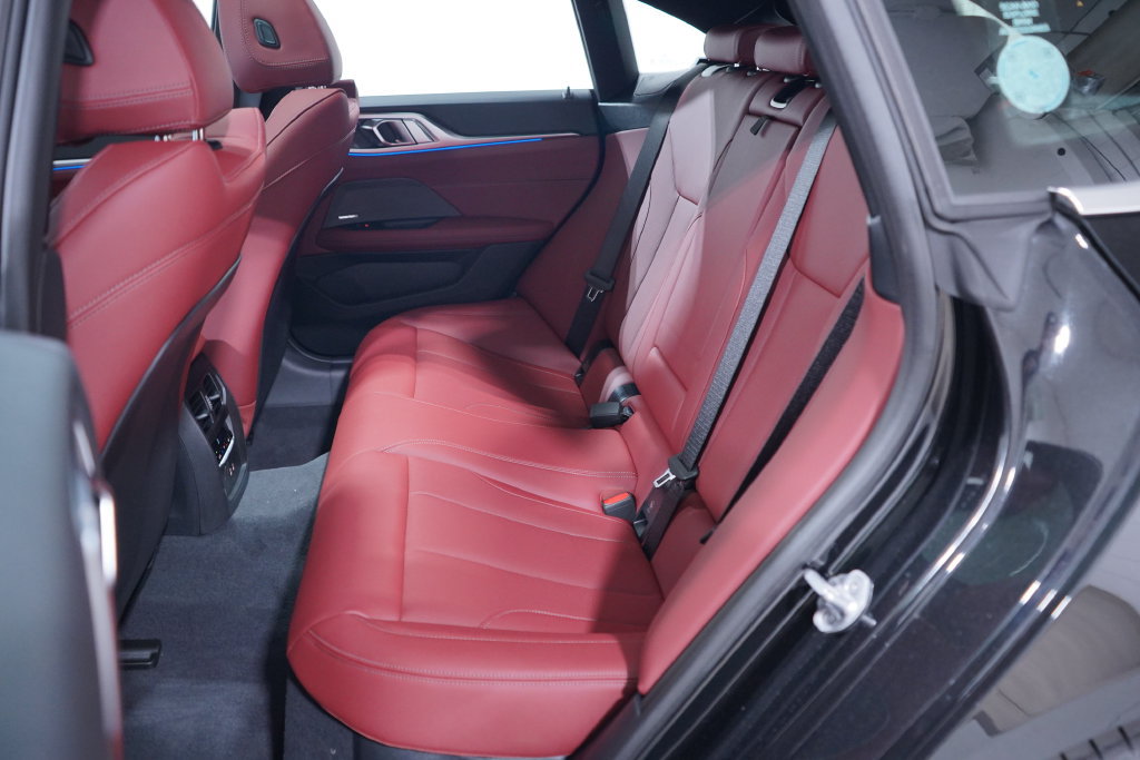 New 2026 BMW i4 eDrive40 w/ Premium Package RWD image 10