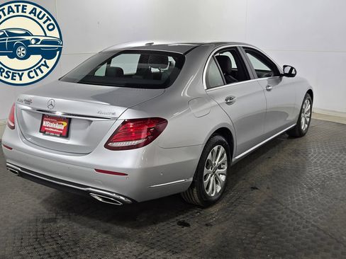 Used 2018 Mercedes-Benz E 300 4MATIC w/ Premium 3 Package (Q03) image 7
