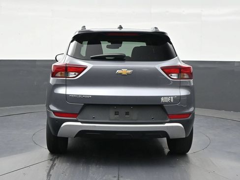 Used 2021 Chevrolet TrailBlazer LT w/ Convenience Package FWD image 4