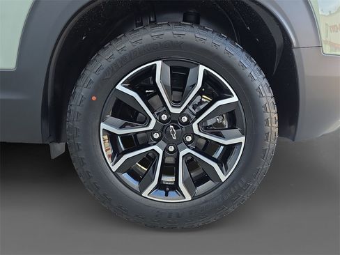 New 2026 Chevrolet TrailBlazer ACTIV w/ Convenience Package image 8