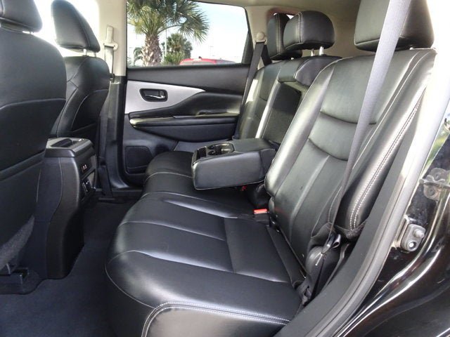 Used 2023 Nissan Murano SV w/ SV Midnight Edition Package FWD image 9